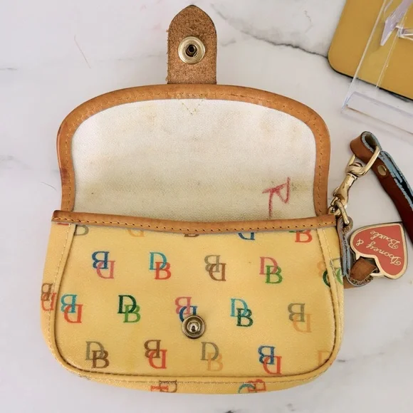 Dooney & Bourke Vintage Rainbow DB Vinyl Leather Multicolor‎ Wristlet - Picture 8 of 11